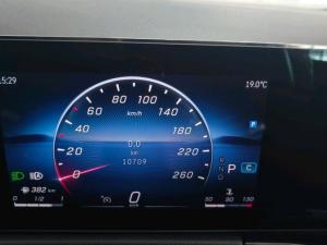 Mercedes-Benz GLA GLA200 Progressive - Image 10