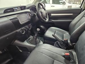Toyota Hilux 2.4GD single cab S (aircon) - Image 7