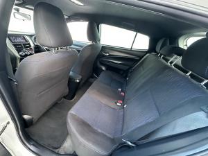 Toyota Yaris 1.5 Xs - Image 15