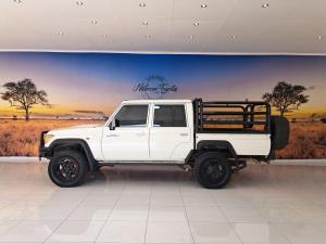 Toyota Land Cruiser 79 4.5D-4D V8 double cab LX - Image 10