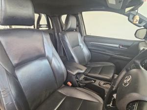Toyota Hilux 2.8GD-6 Xtra cab Legend auto - Image 11