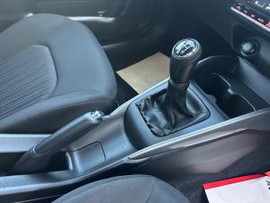 Toyota Starlet 1.5 XR manual - Image 21