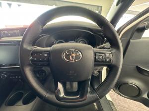 Toyota Hilux 2.8GD-6 double cab 4x4 Legend 50 auto - Image 8