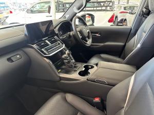 Toyota Land Cruiser 300 3.5T GR-Sport - Image 7