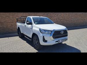 Toyota Hilux 2.4GD-6 single cab Raider manual - Image 1