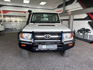 Toyota Land Cruiser 79 4.5D-4D LX V8 single cab - Image 4