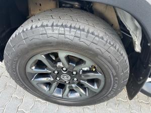 Toyota Hilux 2.4GD-6 double cab Raider manual - Image 18