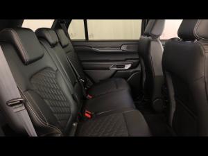 Ford Everest 3.0TD V6 4WD Platinum - Image 12