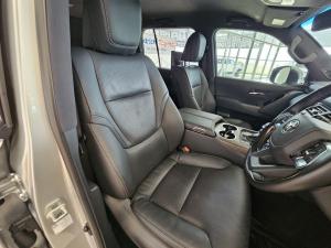 Toyota Land Cruiser 300 3.3D ZX - Image 18