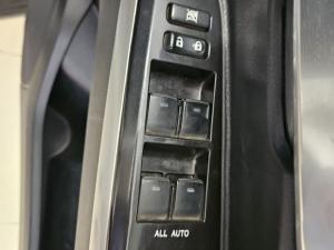 Toyota Land Cruiser 200 4.5D-4D V8 VX-R - Image 25