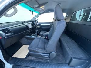 Toyota Hilux 2.8GD-6 Xtra cab 4x4 Raider - Image 7