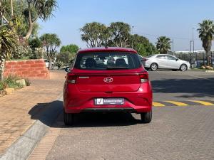 Hyundai Grand i10 1.0 Premium hatch - Image 5