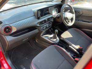 Hyundai Grand i10 1.0 Premium hatch - Image 7