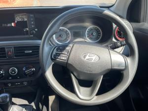 Hyundai Grand i10 1.0 Premium hatch - Image 8