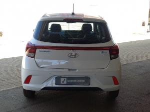 Hyundai Grand i10 1.2 Premium hatch - Image 5