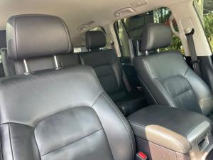 Toyota Land Cruiser 200 4.5D-4D V8 VX-R - Image 12