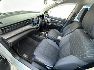 Toyota Rumion 1.5 TX manual - Image 7