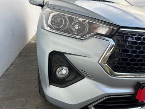 Toyota Rumion 1.5 TX manual - Image 24