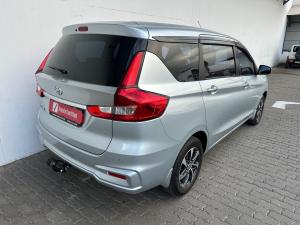 Toyota Rumion 1.5 TX manual - Image 2