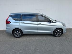 Toyota Rumion 1.5 TX manual - Image 3