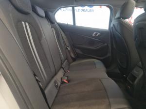 BMW 1 Series 118i - Image 18