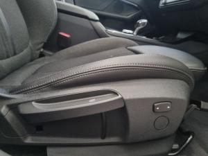 BMW 1 Series 118i - Image 19