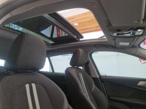 BMW 1 Series 118i - Image 21