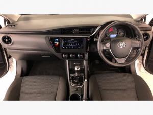 Toyota Corolla Quest 1.8 Plus manual - Image 6