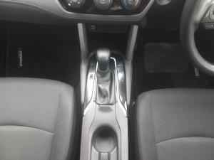 Toyota Corolla Cross 1.8 Xi - Image 12