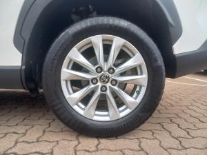 Toyota Corolla Cross 1.8 Xi - Image 16