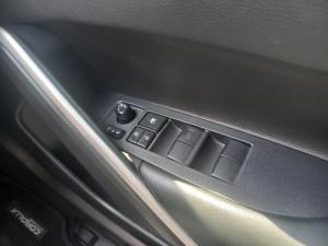Toyota Corolla Cross 1.8 XR - Image 20