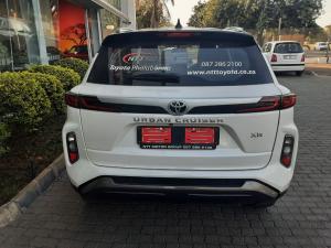 Toyota Urban Cruiser 1.5 XR automatic - Image 5