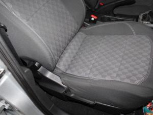 Volkswagen Polo 1.6 - Image 14