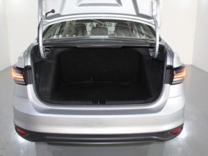 Volkswagen Polo 1.6 - Image 7