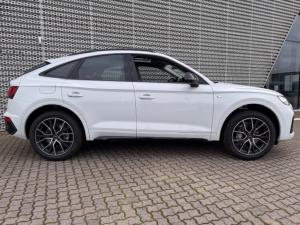Audi Q5 Sportback 40 TDI Quattro Black Edition - Image 3