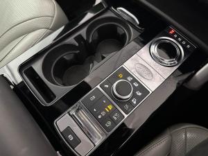Land Rover Discovery 3.0 TD6 HSE Luxury - Image 18