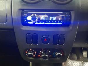 Nissan NP200 1.6 SS/C - Image 16