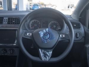 Volkswagen Polo Vivo hatch 1.4 Life - Image 17