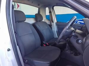 Nissan NP200 1.6i safety pack (aircon) - Image 5