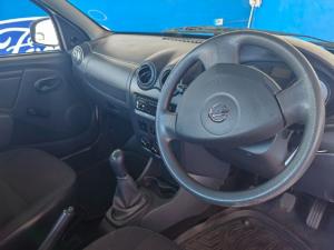 Nissan NP200 1.6i safety pack (aircon) - Image 6