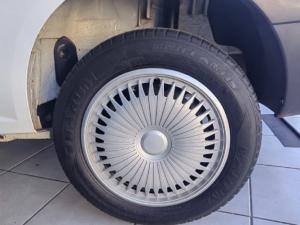 Nissan NP200 1.6i safety pack (aircon) - Image 8