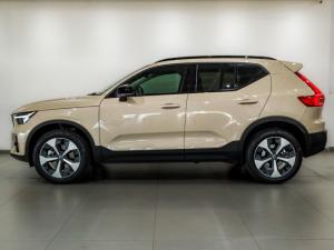 Volvo XC40 B4 Plus Dark - Image 3