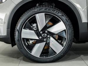 Volvo XC40 Recharge Twin Motor Ultimate - Image 4