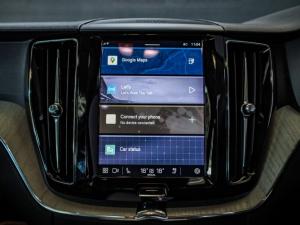 Volvo XC60 T8 Recharge AWD Plus Dark - Image 7