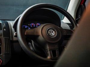 Volkswagen Polo Vivo 5-door 1.6 Trendline - Image 12
