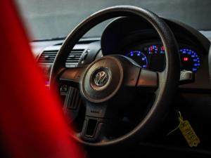 Volkswagen Polo Vivo 5-door 1.6 Trendline - Image 8