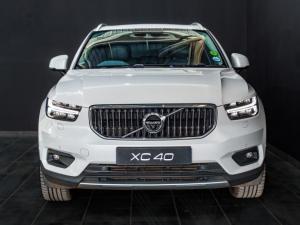 Volvo XC40 T5 AWD Inscription - Image 2