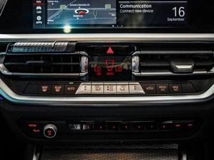 BMW 3 Series 320i Mzansi Edition - Image 12