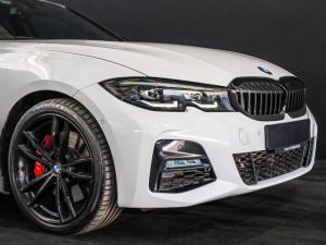 BMW 3 Series 320i Mzansi Edition - Image 16