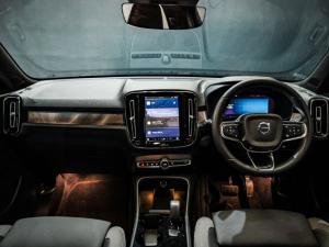 Volvo XC40 Recharge Single Motor Plus - Image 13